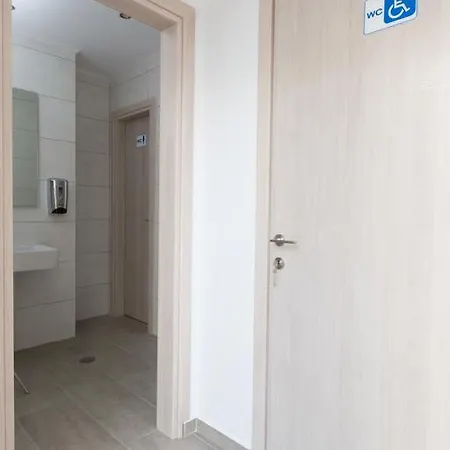 Apartment Socrates Apartmens & Restaurant *