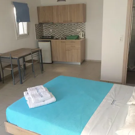 Socrates Apartmens & Restaurant *