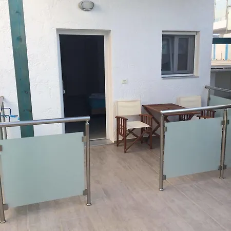 Apartment Socrates Apartmens & Restaurant *